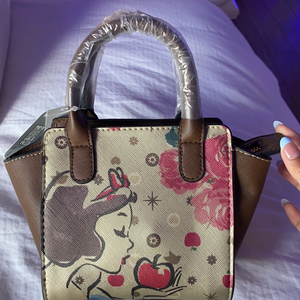 snow white purse from disney